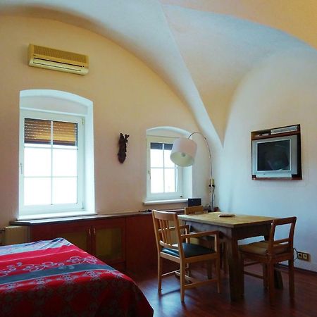 Gewoelbezimmer Am Marktplatz 格蒙登 外观 照片